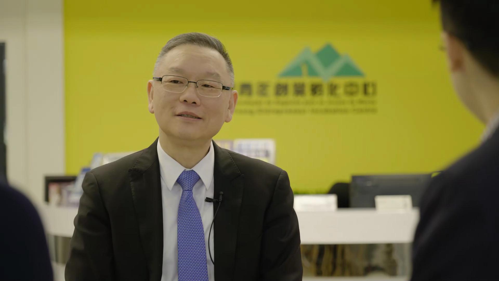 《邓璐时间》第三季周日收官,对话澳门城市规划师崔世平-节目预告