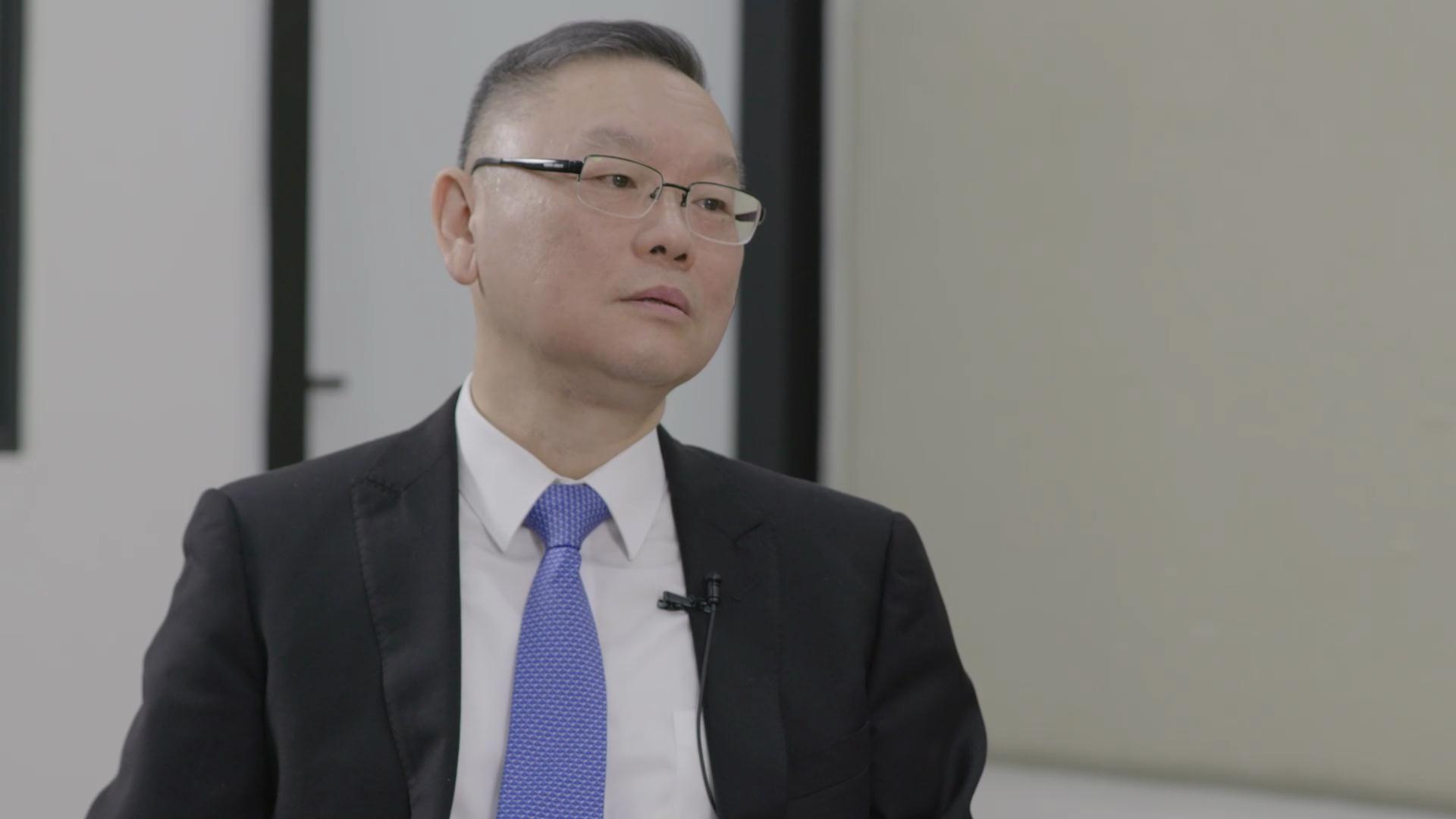 《邓璐时间》第三季周日收官,对话澳门城市规划师崔世平-节目预告